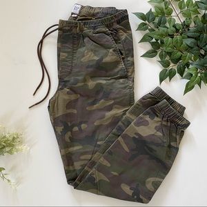 ✨SOLD✨ Camo Drawstring Joggers